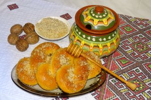 Desert mucenici moldovenesti cu fanta, de post