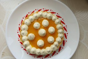 Desert tarta cu lemon curd si crema ciocolata alba