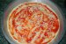 Pizza cu carnati si mozarella-3