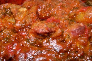 Mancare de inimi si pipote cu ceapa si ardei la Multicooker-ul Crock-Pot Express