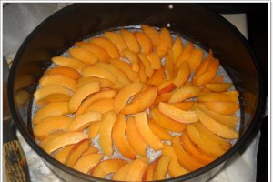 Tarta cu caise(rasturnata)