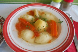 Supa dietetica de legume, cu galuste de gris, fara oua