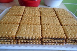 Desert tort din biscuiti, de post