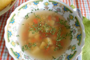 Bors dietetic cu cartofi