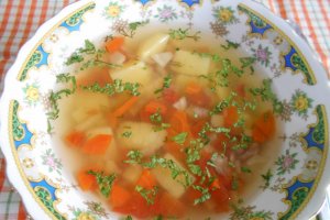 Bors dietetic cu cartofi