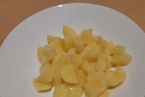 Mancare cu carne tocata si legume