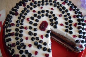 Tort cu crema de mascarpone si jeleu de afine - 3 ani de bucataras