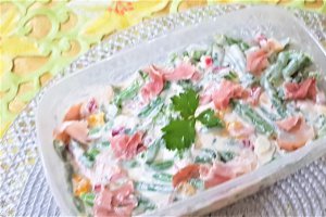 Salata de fasole verde cu sunculita