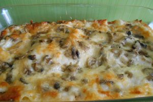 Lasagna cu ciuperci si sos bechamel