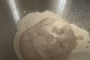 Desert Buchteln sau gogosi umplute cu Nutella, la cuptor