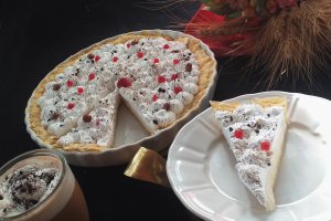 Desert tarta cu crema de vanilie