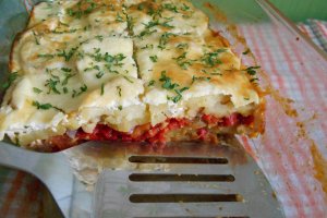 Cartofi cu ardei capia copti, la cuptor