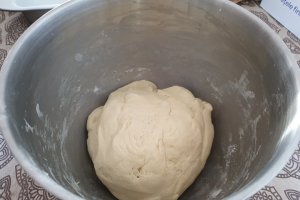 Desert cozonac cu crema de ciocolata si cocos
