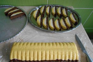 Desert ciocolata in trei culori
