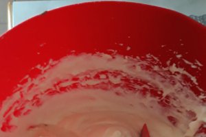 Desert prajitura cremoasa alb si negru