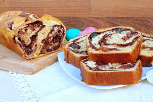 Desert cozonaci cu smantana in aluat