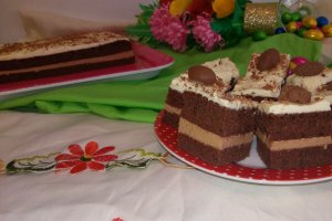 Desert prajitura festiva cu ciocolata si vanilie