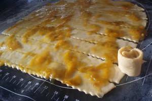 Desert briosa Melc cu gem de prune