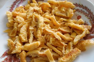 Ciorba de salata verde, cu afumatura