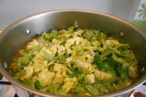 Ciorba de salata verde, cu afumatura