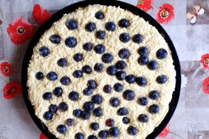 Desert tarta cu branza si afine