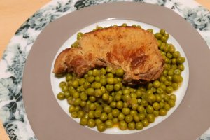 Cotlet de porc cu mazare