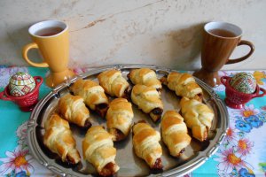 Desert mini croissante cu gem