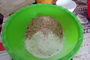 Desert prajitura cu banane si piersici