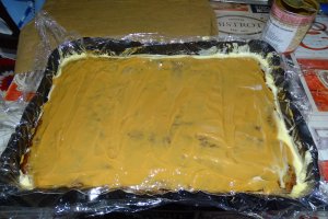 Desert prajitura cu banane si piersici