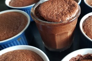 Desert budinca de ciocolata (reteta low carb, fara gluten)