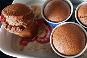 Desert budinca de ciocolata (reteta low carb, fara gluten)