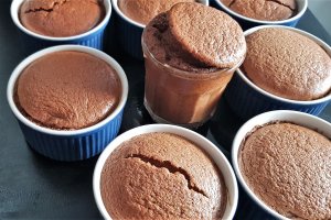 Desert budinca de ciocolata (reteta low carb, fara gluten)