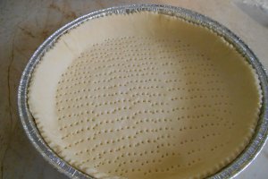 Desert crostata cu gem si nuci rumenite