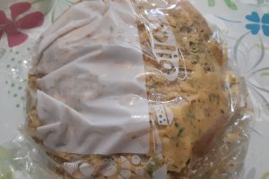 Piept de curcan marinat in crusta de mustar si ierburi aromatice la cuptor