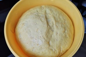 Desert cozonaci impletiti si imbatati