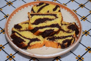 Desert cozonaci impletiti si imbatati