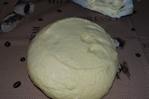 Desert cornuri pufoase cu mac