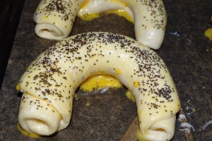 Desert cornuri pufoase cu mac