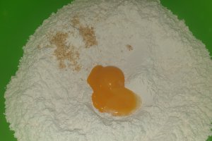 Desert cornuri cu nuca