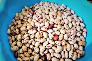 Ciorba de fasole cu busuioc