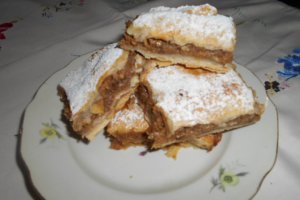 Desert placinta cu mere