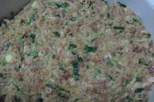 Rulada din carne de porc cu arome de primavara