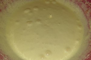 Desert prajitura cu branza in compozitie