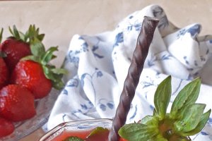 Desert Panna Cotta cu capsuni