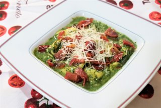 Tortellini in sos verde de spanac