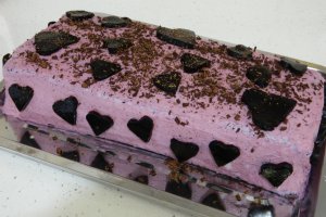 Desert tort cu blat de cacao si crema cu mascarpone si afine