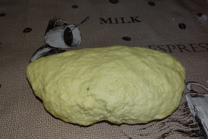 Desert cornuri pufoase cu gem