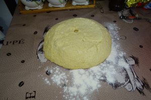 Desert cornuri pufoase cu gem