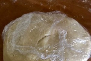 Desert tarta crocanta cu magiun de prune