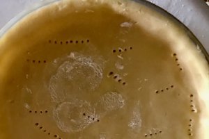Desert tarta crocanta cu magiun de prune